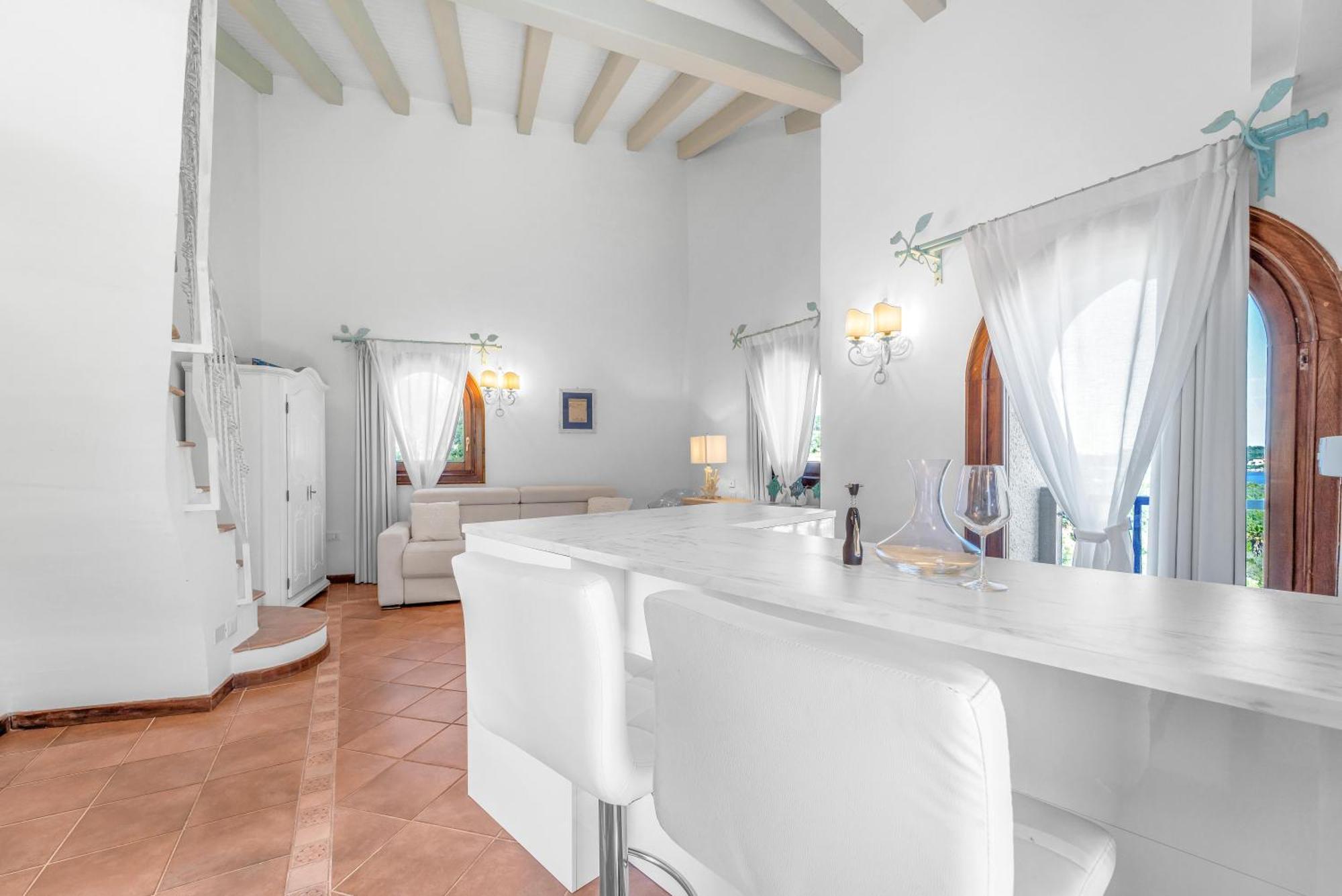 -Luxury- Torretta Con Piscina E Spiaggia A 300 Mt 리시아 디 바카 외부 사진
